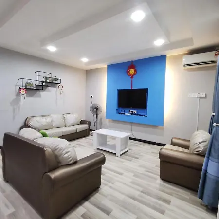 Ang Lee Holiday Home 1 Semporna Exterior photo